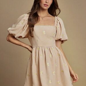 SHEIN Beige Puff Sleeve Floral Midi Dress